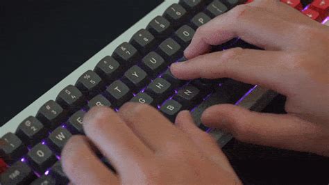 加分 梗圖|內建梗圖產生器！GIF Keyboard梗圖鍵盤教學，迷因愛好者一定。